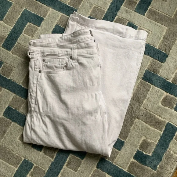 Torrid Crop High-Rise Wide Leg Jeans - Size 18 - Picture 2 of 4